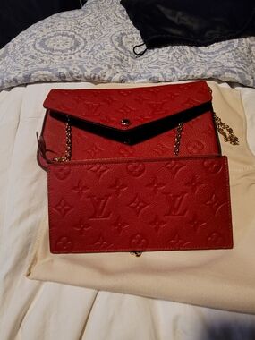 Louis Vuitton Felicie  Red Monogram Envelope Chain  Crossbody Bag Wallet
